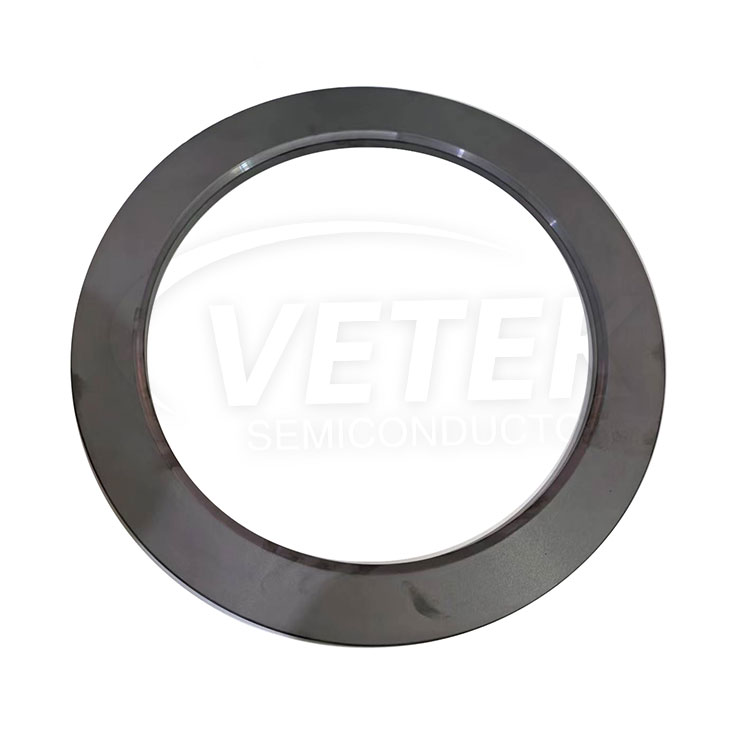 Solid sic etching focus ring